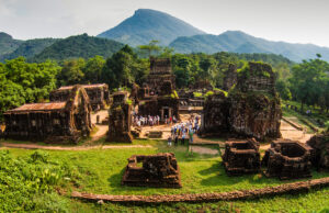 Khám phá Mỹ Sơn thật dễ – Giá vé, khoảng cách & cách đi bạn nên biết
