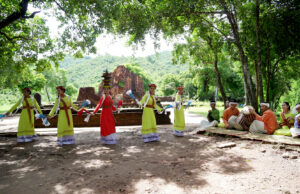 Vũ điệu Chăm – Trải nghiệm nghệ thuật quyến rũ giữa di sản